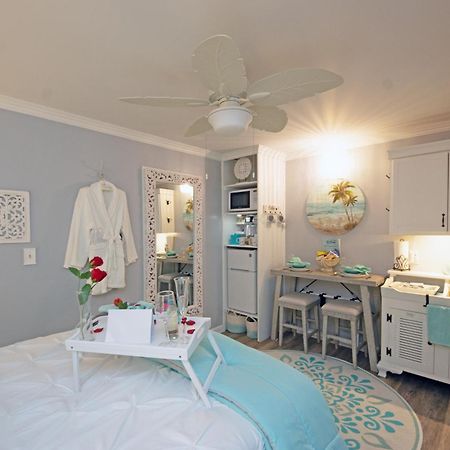 Flip Flop Suite Retreat Emerald Isle Exteriör bild